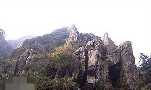 長(zhǎng)白山余脈在昌圖，三省交界風(fēng)景最美地