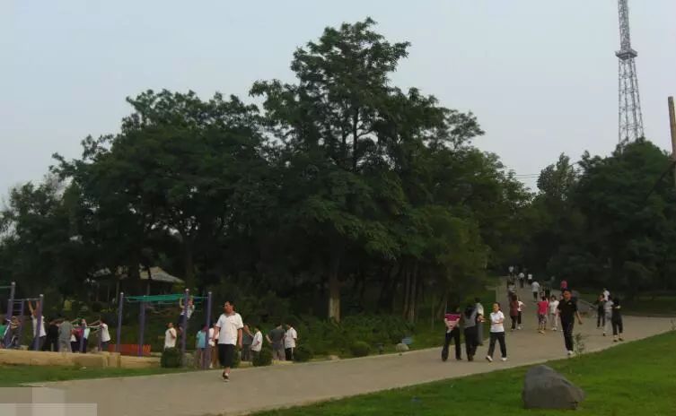 長(zhǎng)白山余脈在昌圖，三省交界風(fēng)景最美地