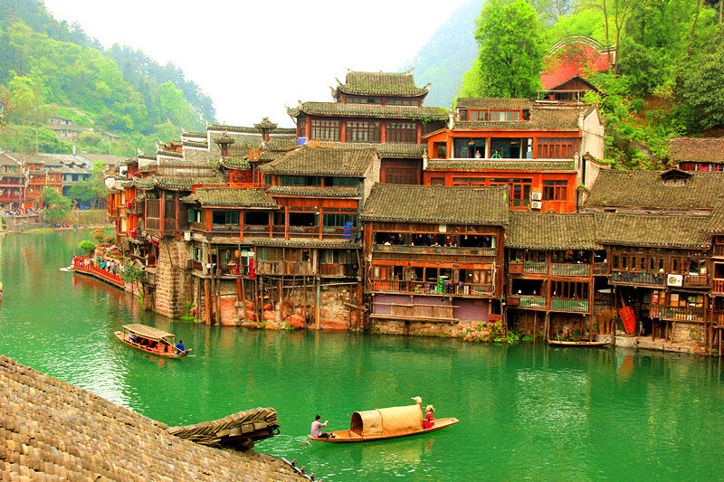 一座古香古色的古鎮(zhèn)，湖南鳳凰古城