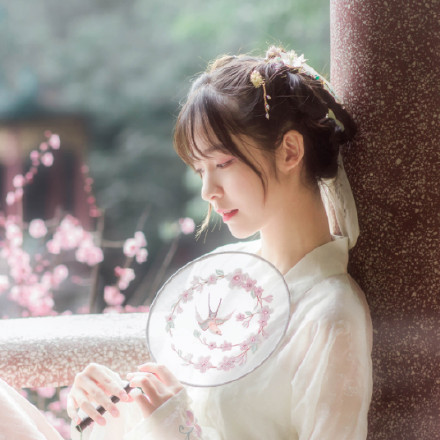 文藝清新女生頭像，唯美古風(fēng)真人頭像