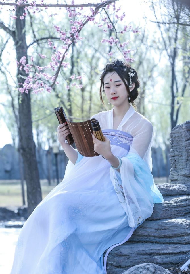 漢服仙女系列，縹緲長(zhǎng)裙圖片