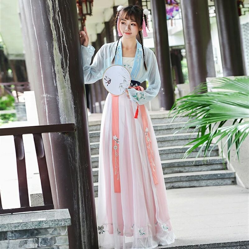 復古家佳樂文學長袖漢服，仙女襦裙繡花漢服圖片