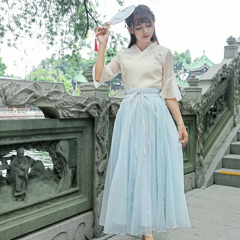 優(yōu)雅如詩，淡雅清新漢服圖片