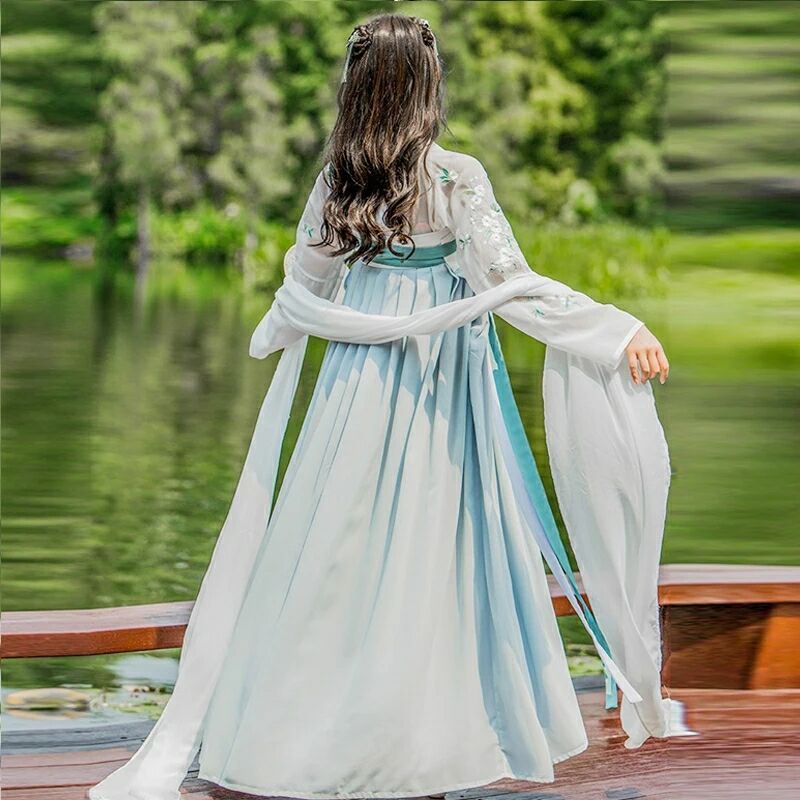 柔和素雅漢服，清新可人漢服圖片