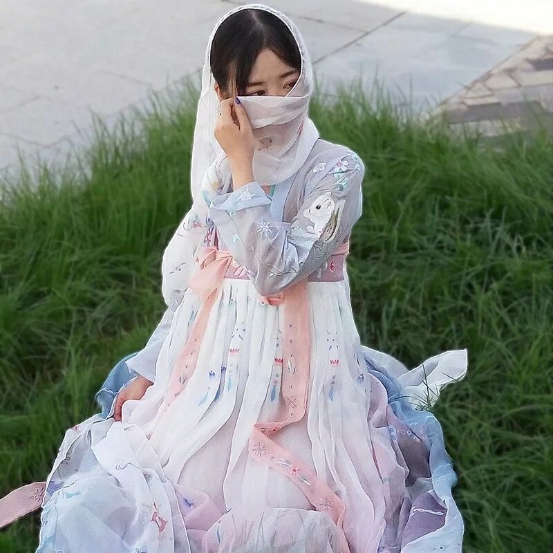 古風(fēng)優(yōu)美淡雅，仙氣縹緲漢服