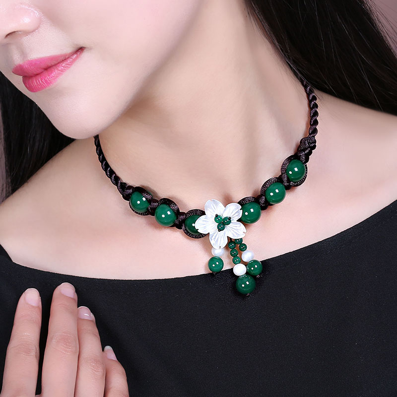 翠綠簡約瑪瑙項(xiàng)鏈