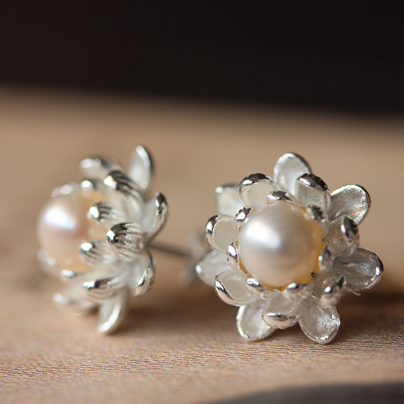 家佳樂文學珍珠耳釘