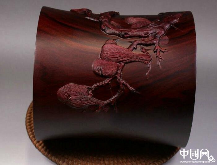 寒鵲圖筆筒紫檀木雕刻，紅木木質(zhì)實(shí)木筆筒
