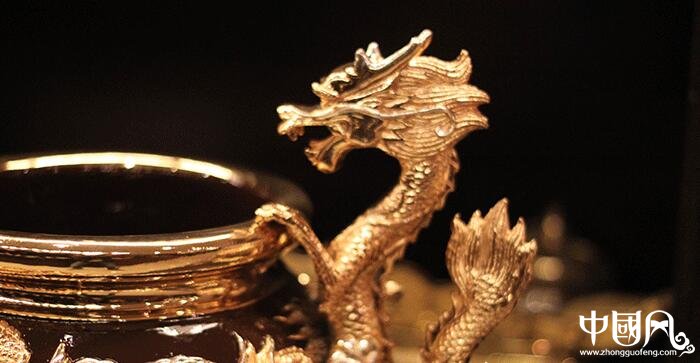 純銅鎏金雙龍香爐，雙耳龍香爐盤香爐