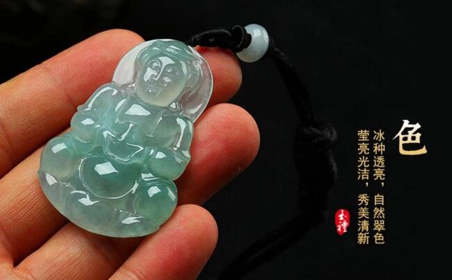 冰種翡翠觀音，飄綠緬甸翡翠觀音吊墜