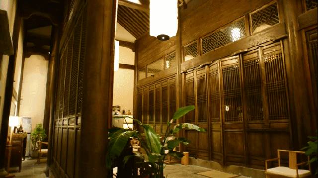 富春江常綠山居