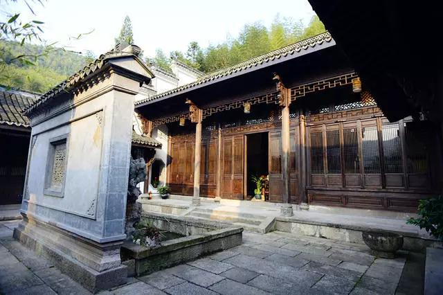 富春江常綠山居