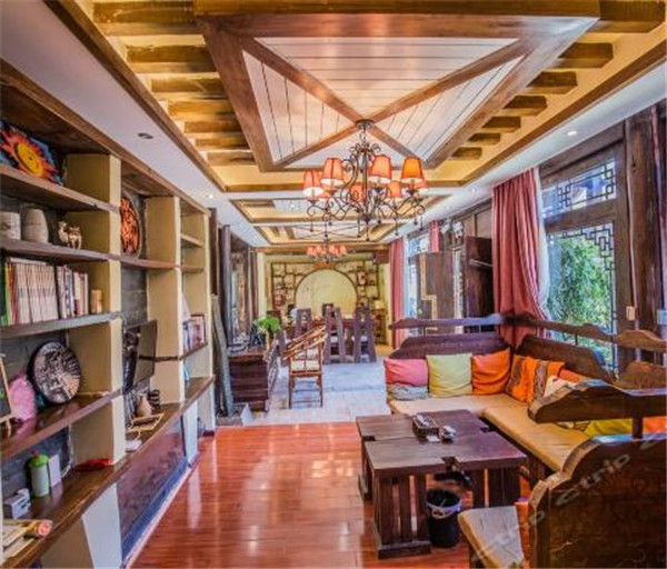 大理『云渡客?！? src="/wenxue/d/file/bigpic/190404/04/5-1F42GA120-50.jpg" / data-m1ax="RYB5cD"><img alt=