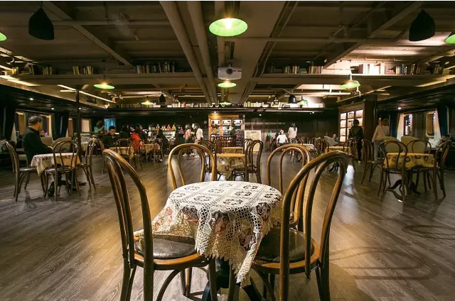 武漢復(fù)古民國風(fēng)知音號(hào)