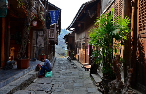 龔灘古鎮(zhèn)酉陽匯?？蜅? src="/wenxue/d/file/bigpic/190404/04/5-1F509154002.png" / data-LLCd="7J7qwx"><img alt=