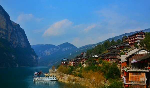 千年一 夢(mèng)，醉在龔灘古鎮(zhèn)紅樓客棧