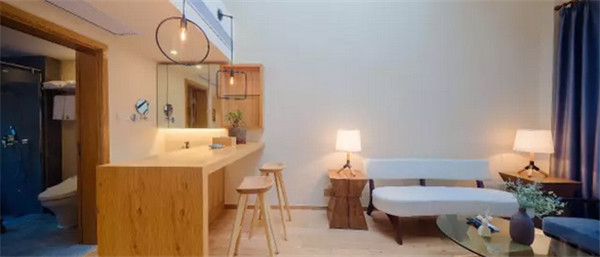 莫干山海拔最高原界·見(jiàn)山民宿