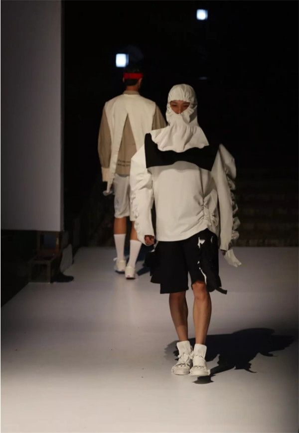 2017年中國(guó)美術(shù)學(xué)院畢業(yè)展開(kāi)幕式現(xiàn)場(chǎng)（海量套圖