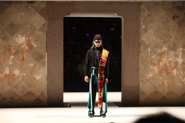 2017年中國(guó)美術(shù)學(xué)院畢業(yè)展開(kāi)幕式現(xiàn)場(chǎng)（海量套圖