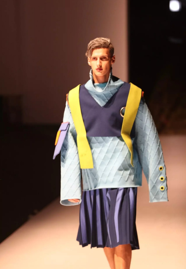 2017年中國(guó)美術(shù)學(xué)院畢業(yè)展開(kāi)幕式現(xiàn)場(chǎng)（海量套圖