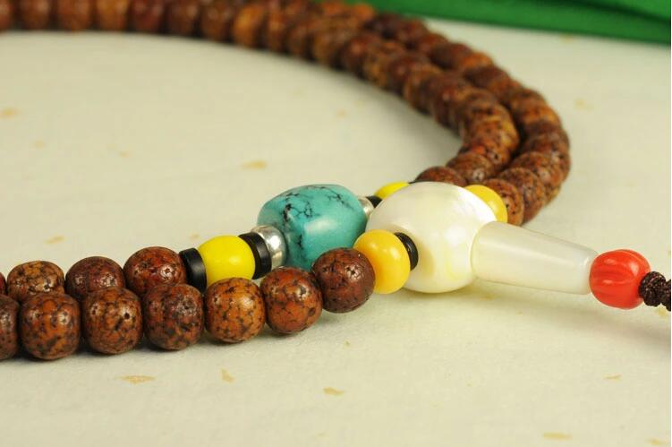 什么是星月菩提？原生態(tài)藏傳爆老星月菩提