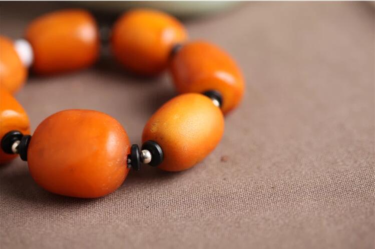 家佳樂文學天然琥珀老蜜蠟手串