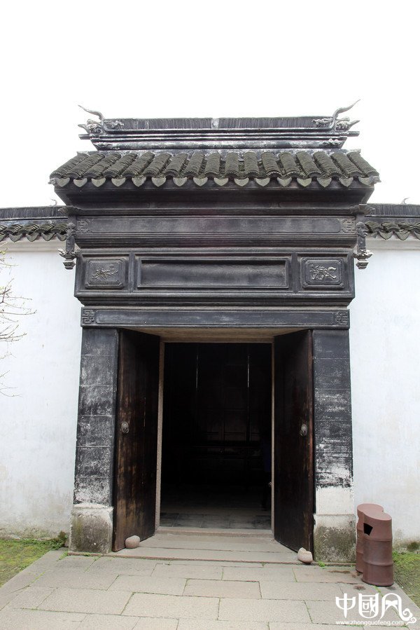 家佳樂文學中式大門