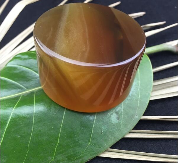 萬年琥珀，千里芬香！