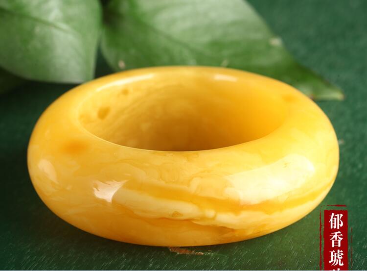 琥珀蜜蠟，百年收藏！