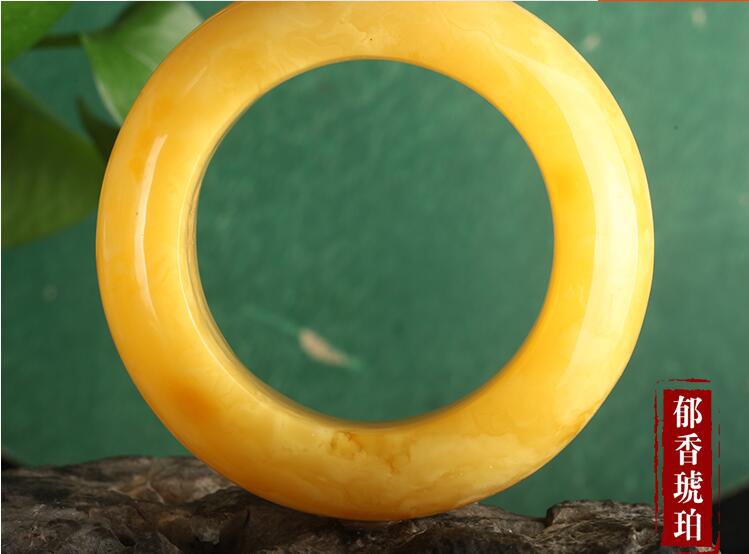 琥珀蜜蠟，百年收藏！