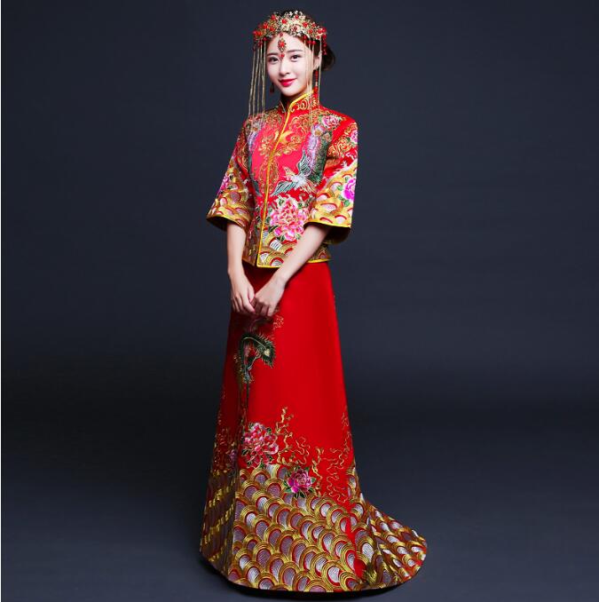 家佳樂文學(xué)刺繡秀禾服中式禮服