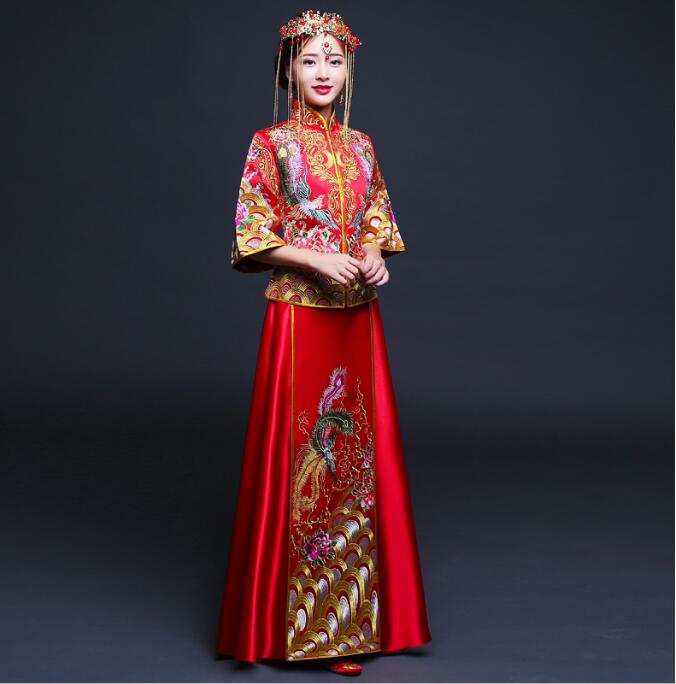 家佳樂文學(xué)刺繡秀禾服中式禮服