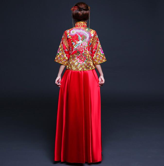 家佳樂文學(xué)刺繡秀禾服中式禮服