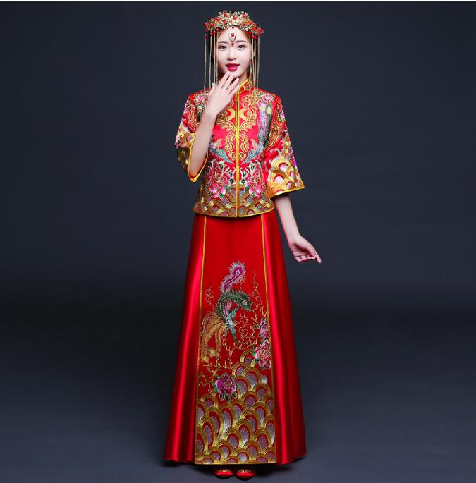 家佳樂文學(xué)刺繡秀禾服中式禮服