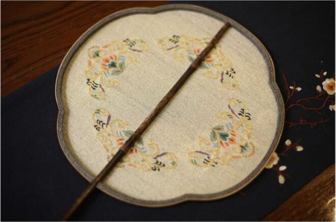 家佳樂文學紫竹緙絲團扇圖片