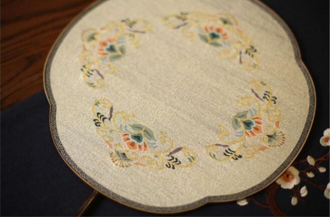 家佳樂文學紫竹緙絲團扇圖片