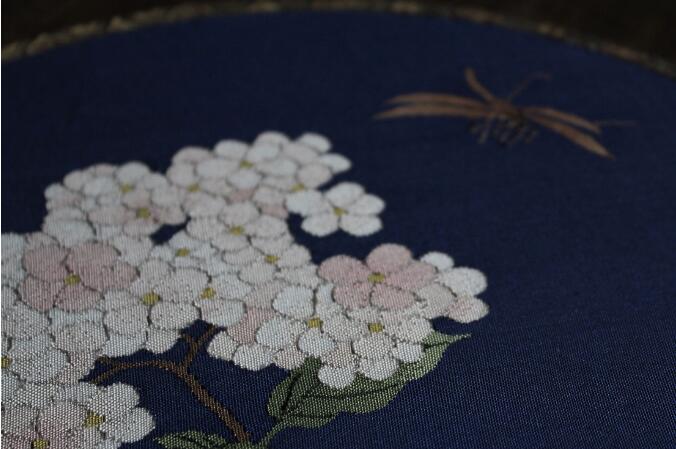 家佳樂文學(xué)藍底繡球花緙絲團扇