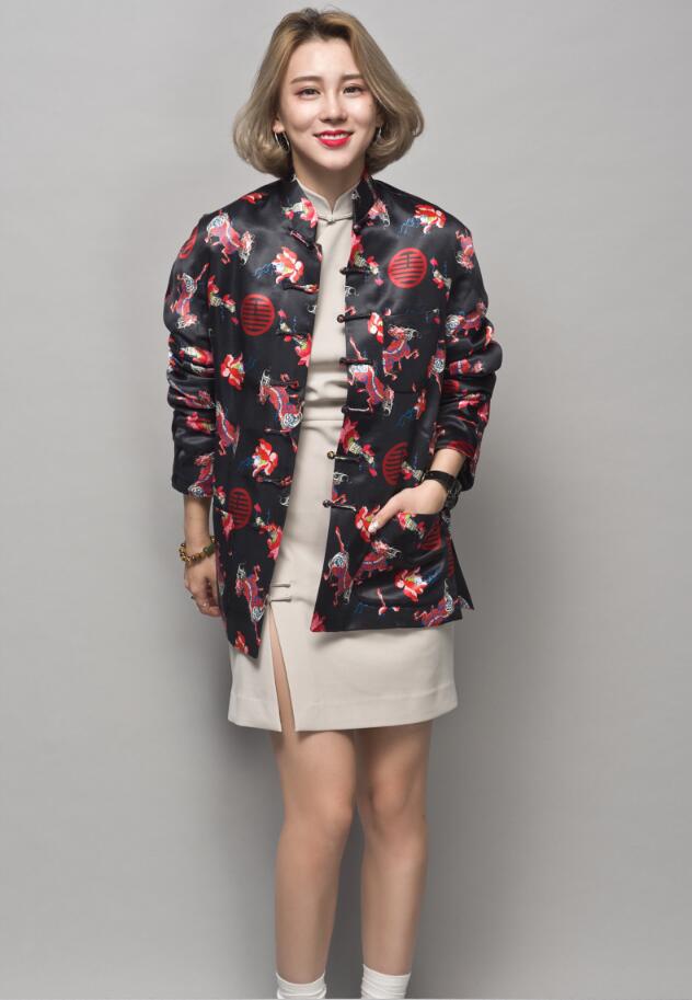 家佳樂文學麒麟印花盤扣唐裝圖片