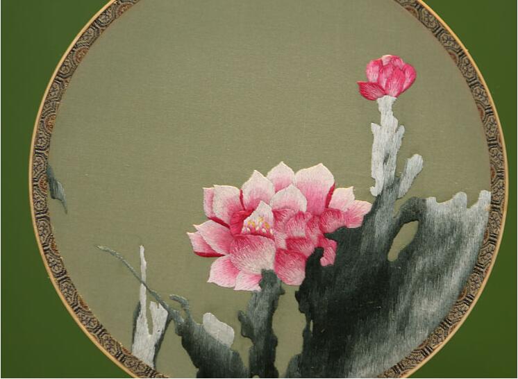 家佳樂文學(xué)蘇繡真絲團(tuán)扇