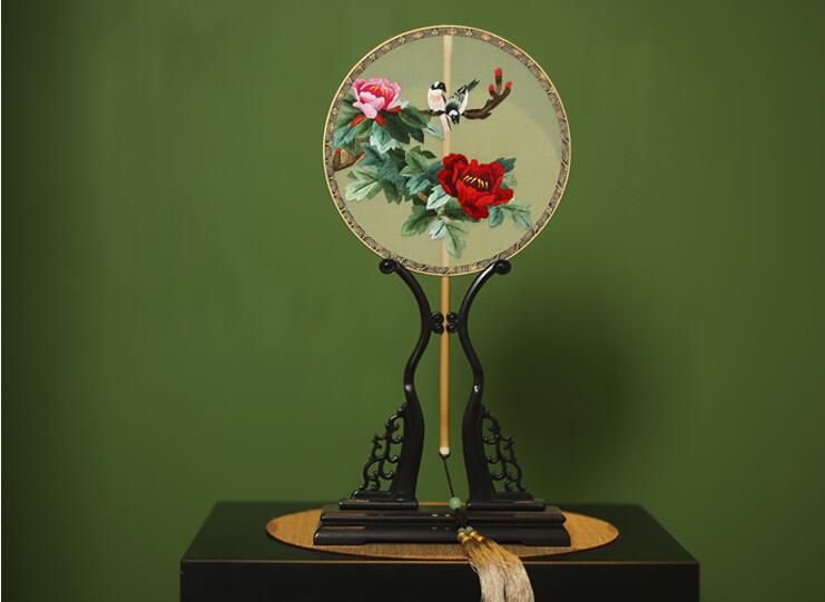 家佳樂(lè)文學(xué)刺繡真絲宮扇