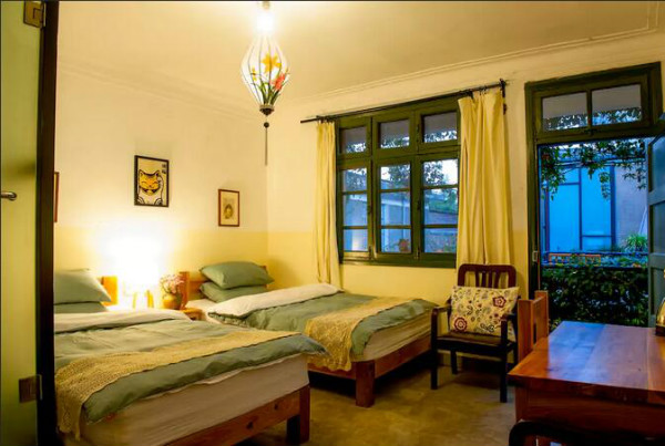 蒼山腳下的民宿，古城內(nèi)貓三家清靜四合小院民