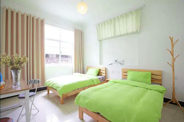 蒼山腳下的民宿，古城內(nèi)貓三家清靜四合小院民