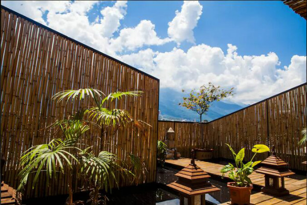 大理古城民宿，逸舍雅居大理民宿