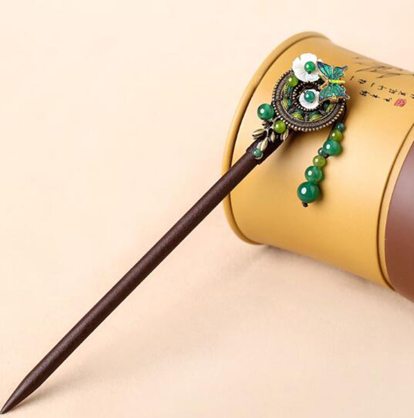 中式頭飾發(fā)簪 宮廷瑪瑙流蘇盤(pán)發(fā)簪子步搖