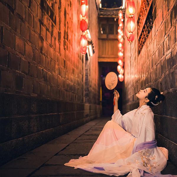 古裝攝影照片，女子古裝照