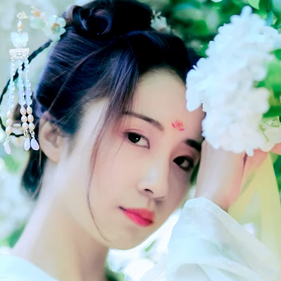 清新繡球花女生頭像，唯美古風真人頭像