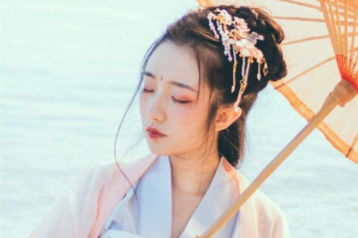 淡雅古裝女子頭像，清幽古風(fēng)頭像真人