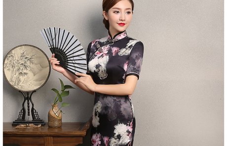 夜雨粉白印花旗袍，短袖真絲旗袍裙