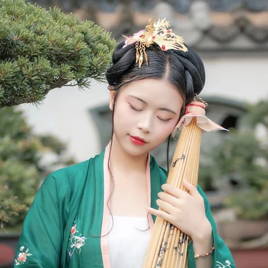 美人凄兮女生頭像，唯美古風真人頭像