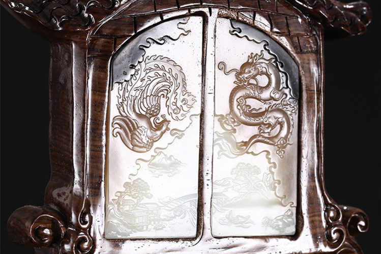 和田玉龍鳳呈現(xiàn)玉牌子，天然糖白玉蘇工擺件